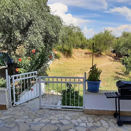 Homely In With Balcony * Benitses (Corfu)