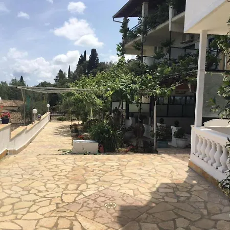 Homely In With Balcony Apartment Benitses (Corfu)